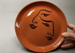 Faces Plate